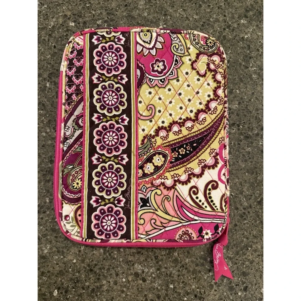 Vera Bradley Very Berry Paisley Laptop Sleeve Zipper Bag Pink Padded